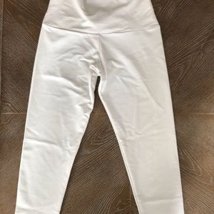 Yoga legging pants onzie white snake print stretch